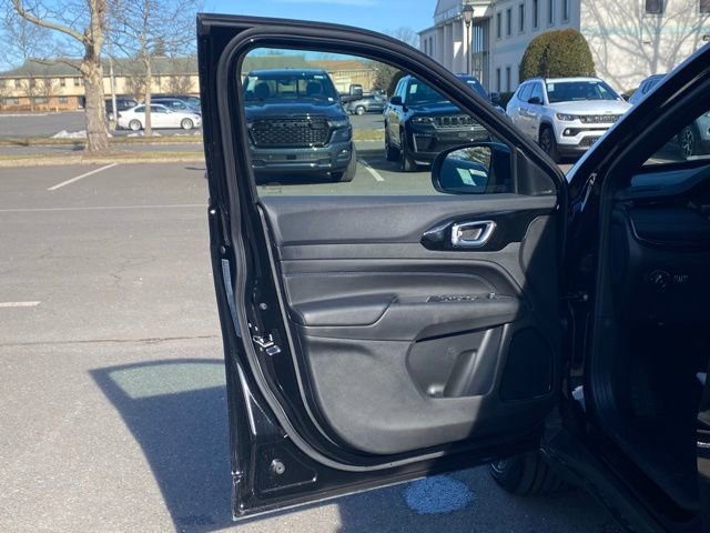 New 2026 Jeep Compass Latitude AWD/4WD image 20