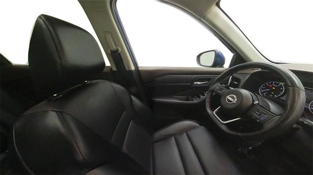 Certified 2023 Nissan Rogue SV w/ SV Premium Package image 28