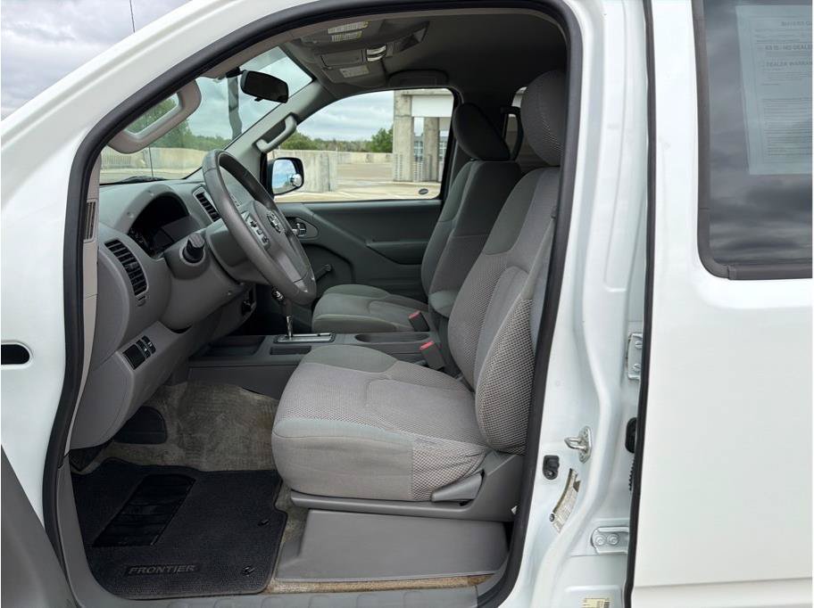 Used 2017 Nissan Frontier S AWD/4WD image 10