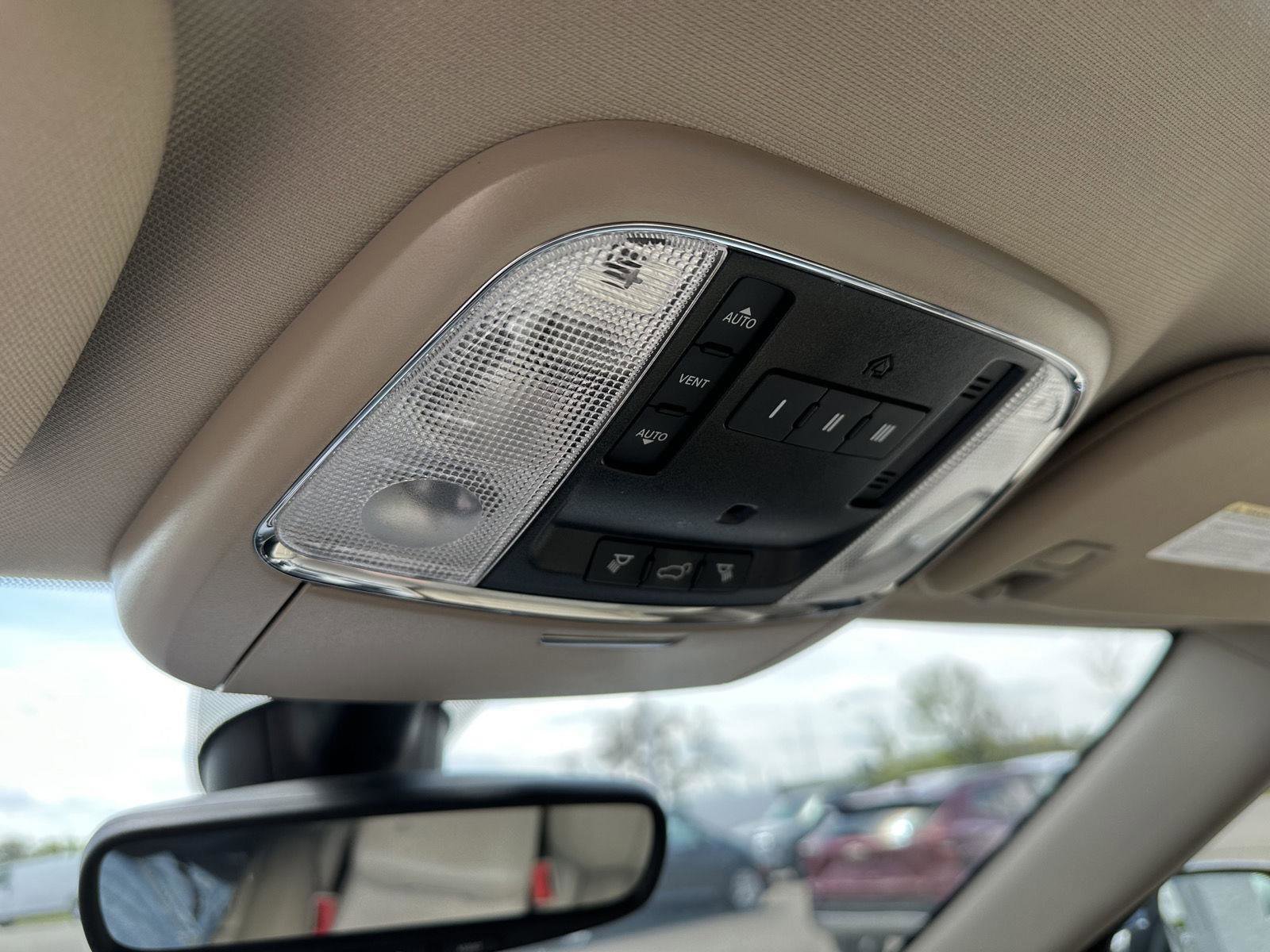 Used 2021 Jeep Grand Cherokee Limited AWD/4WD image 33