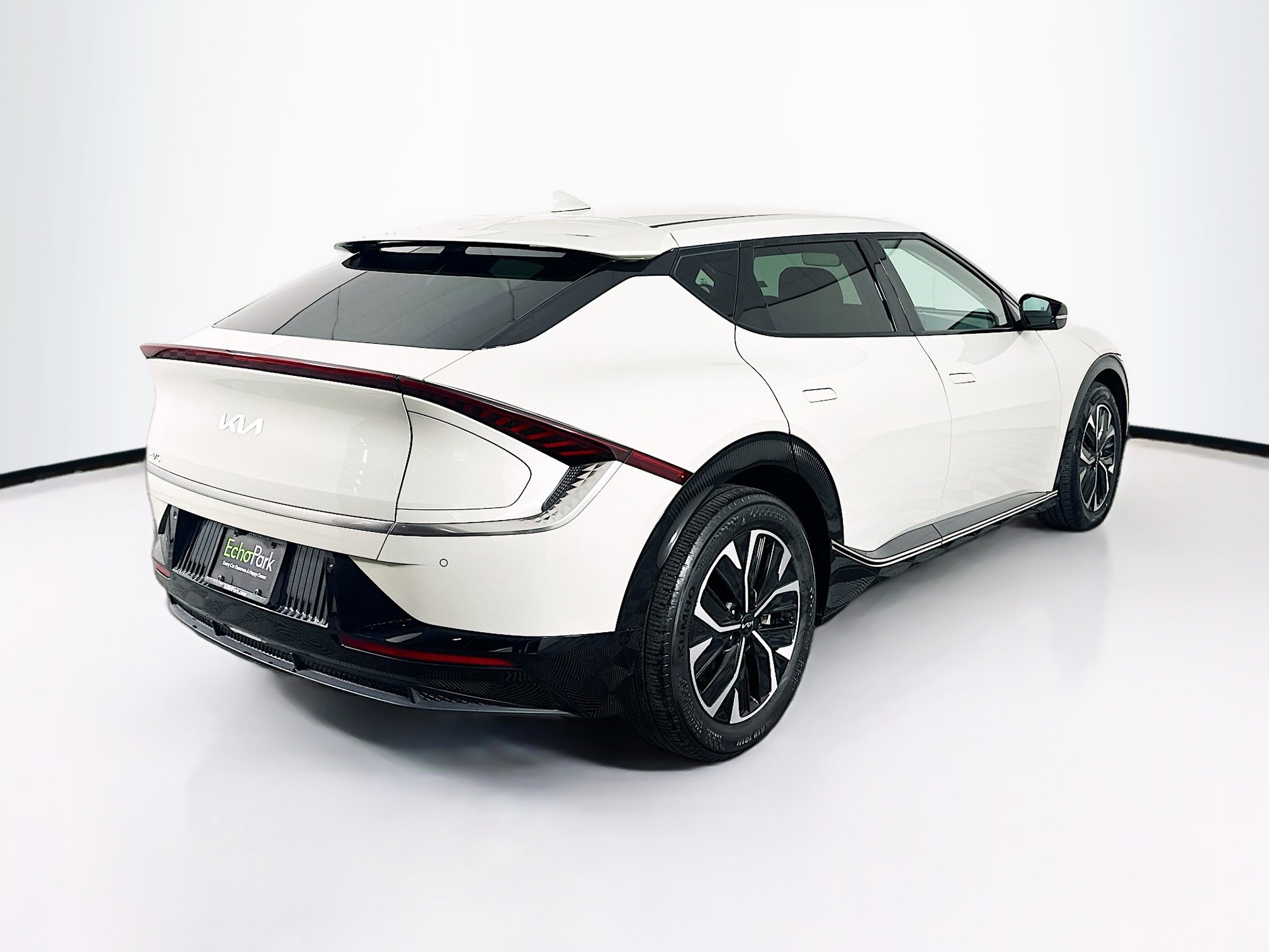 Used 2022 Kia EV6 Wind image 9