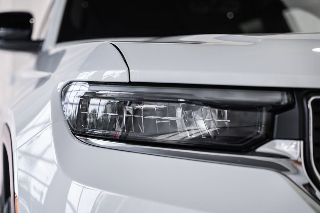 New 2025 Jeep Grand Cherokee Laredo X w/ Luxury Tech Group I image 13