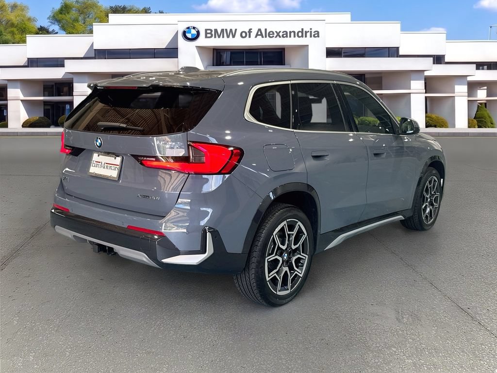 Used 2026 BMW X1 xDrive28i w/ Technology Package AWD/4WD image 5