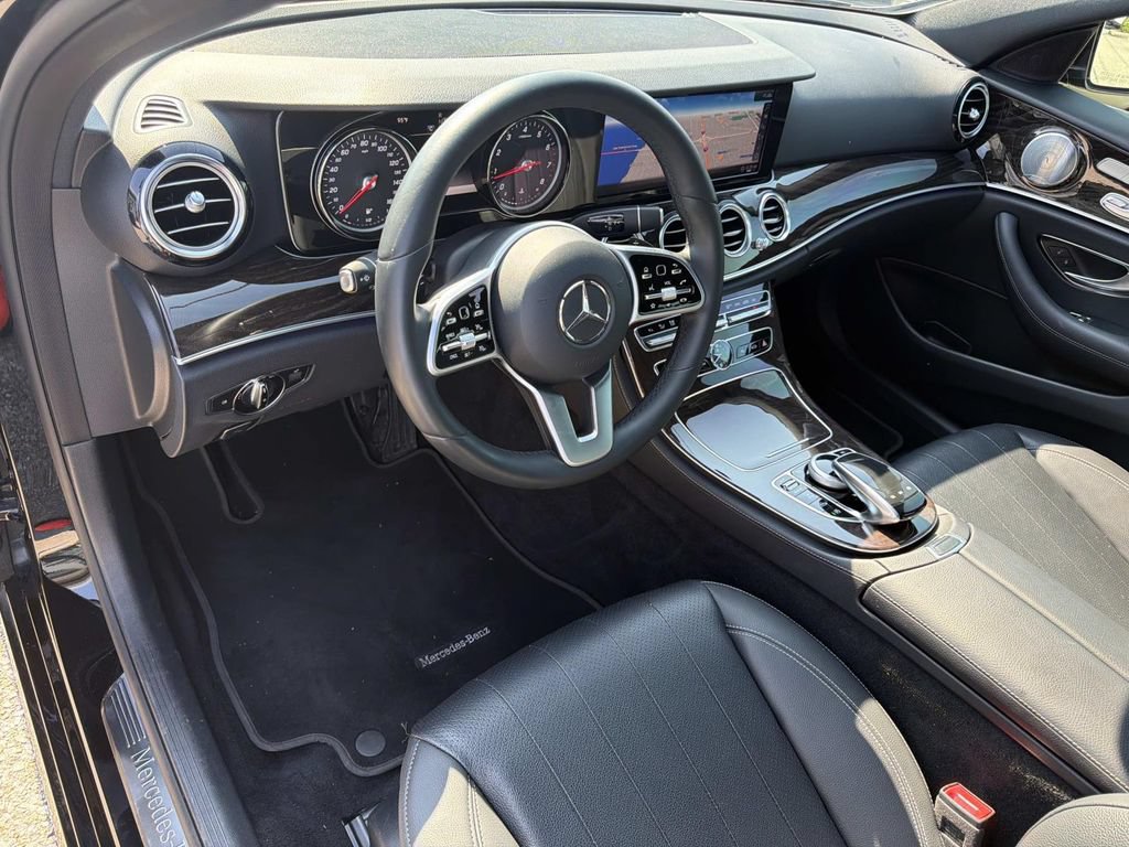 Used 2019 Mercedes-Benz E 300 image 18