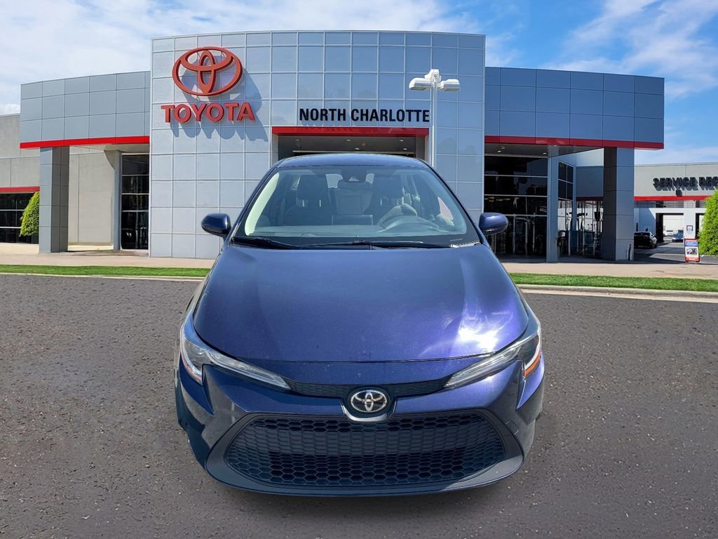 Used 2020 Toyota Corolla LE image 4
