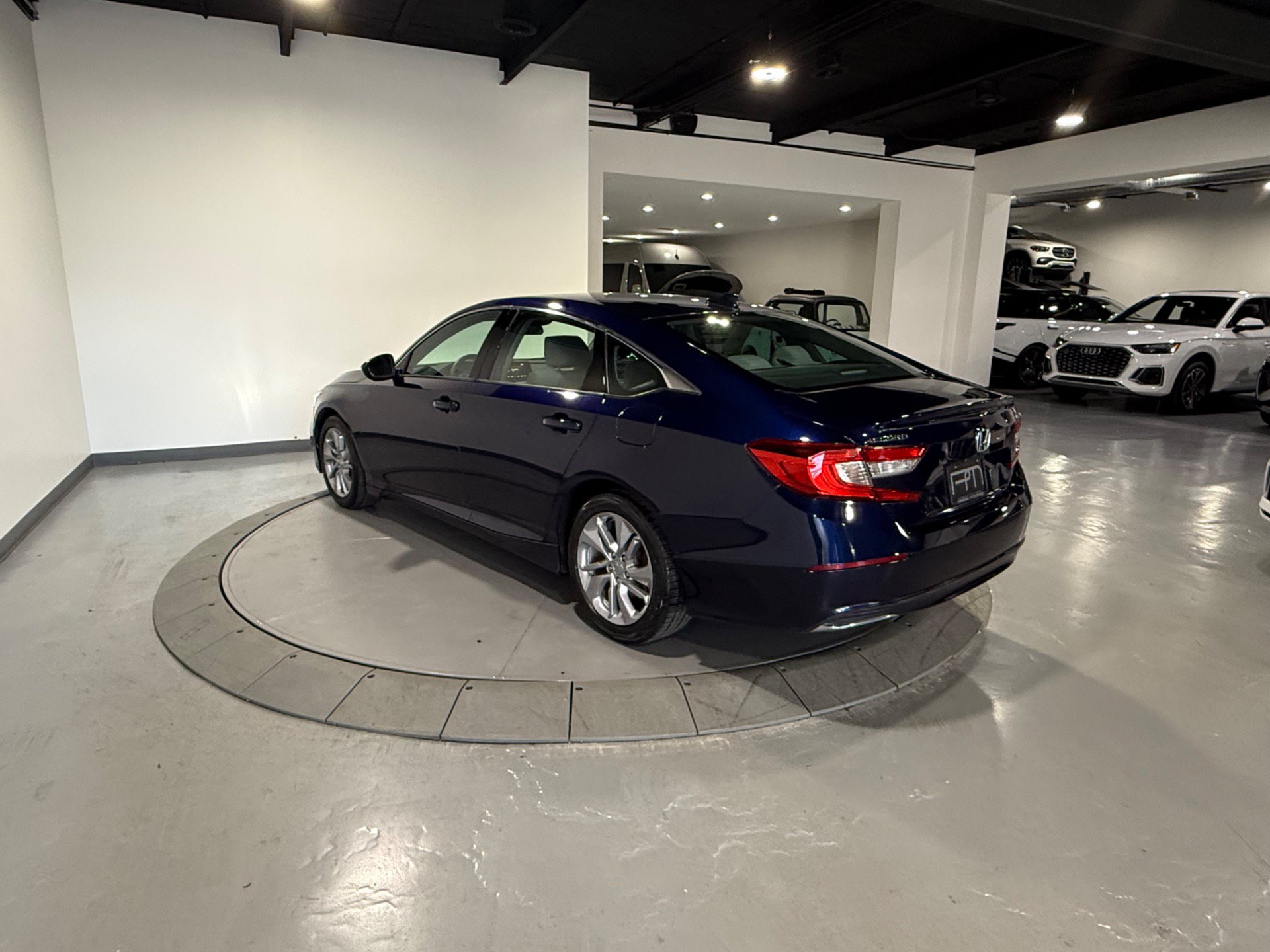 Used 2018 Honda Accord LX image 8