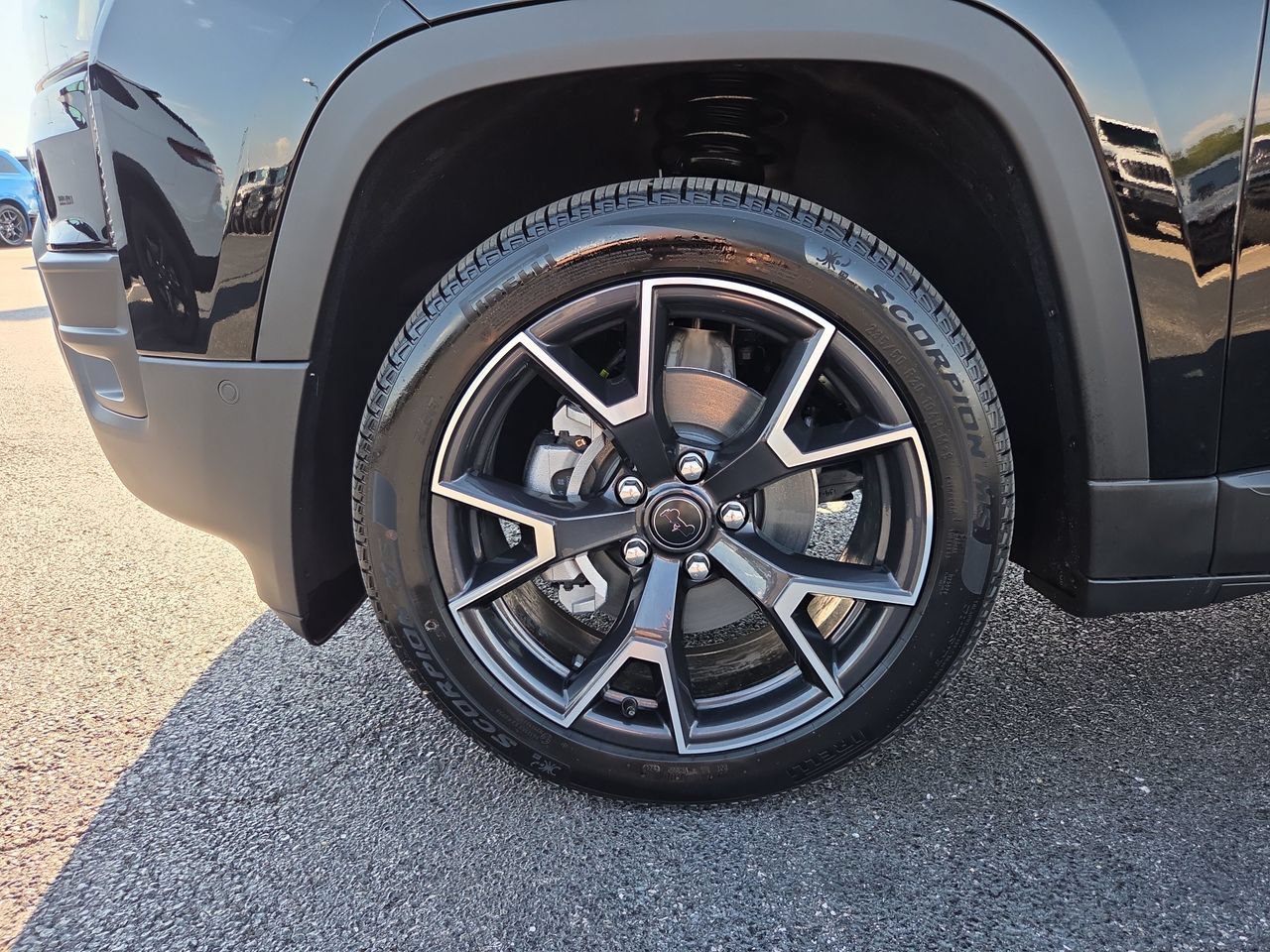 New 2026 Jeep Cherokee Overland AWD/4WD image 33