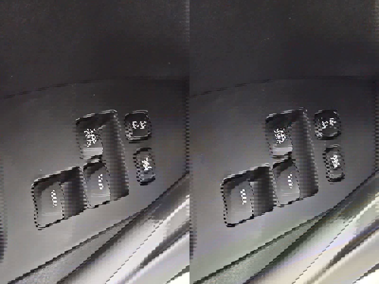 Used 2017 Hyundai Veloster image 17