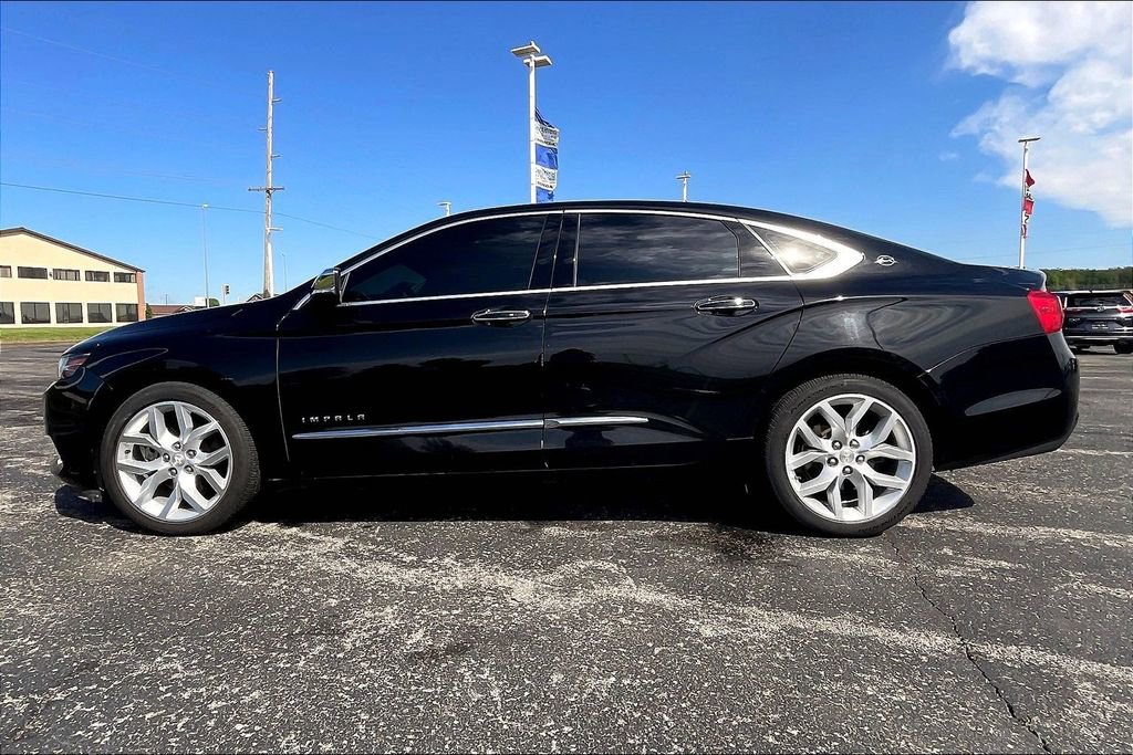 Used 2018 Chevrolet Impala Premier FWD image 3