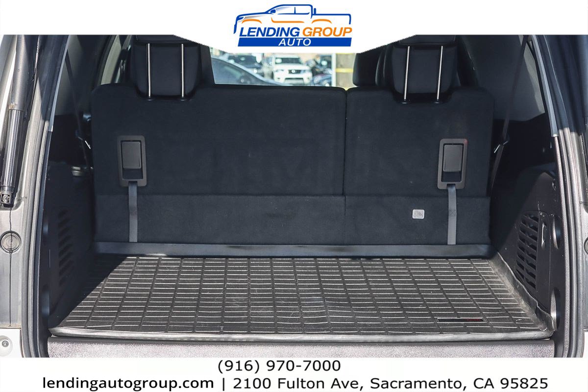 Used 2016 Chevrolet Suburban LT image 25