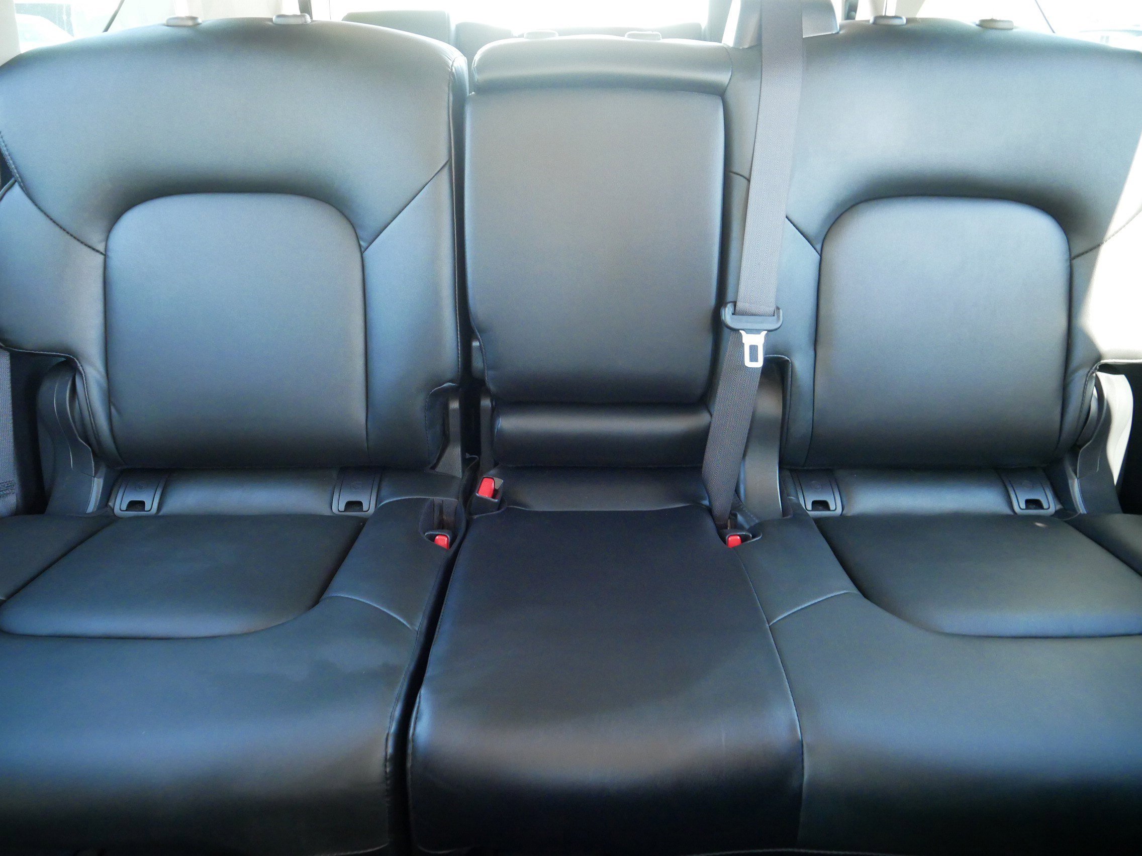 Certified 2022 Nissan Armada SV w/ Cargo Package AWD/4WD image 13