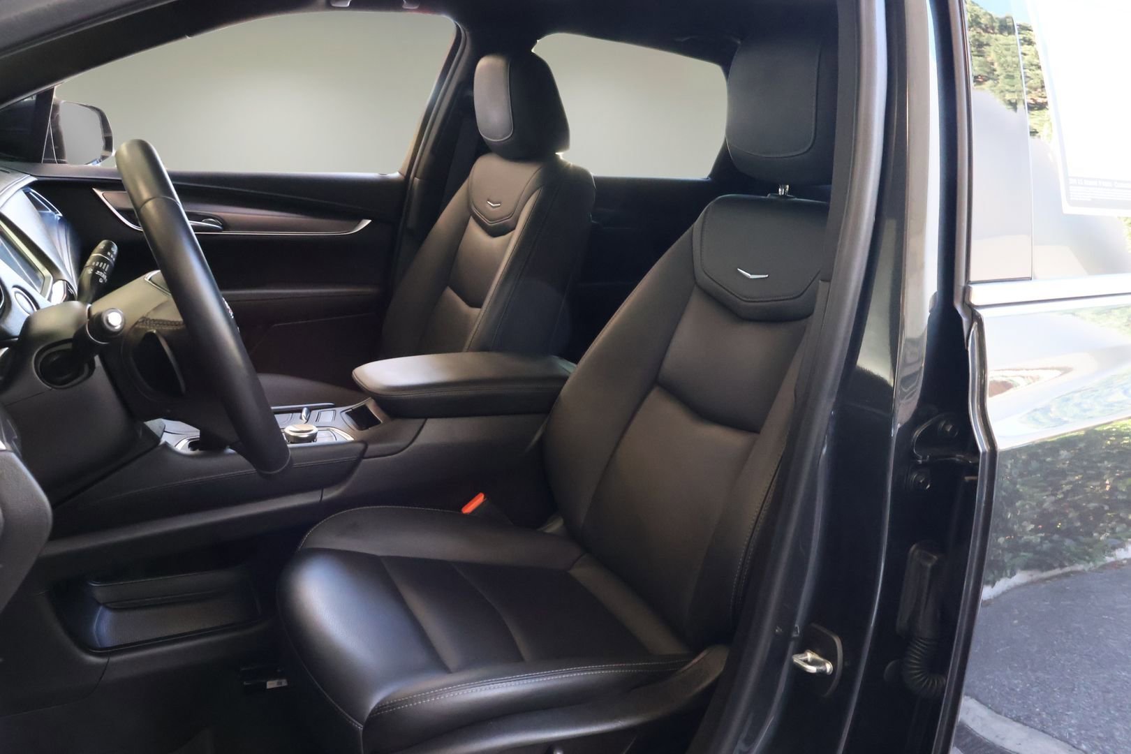 Used 2022 Cadillac XT5 Luxury image 12