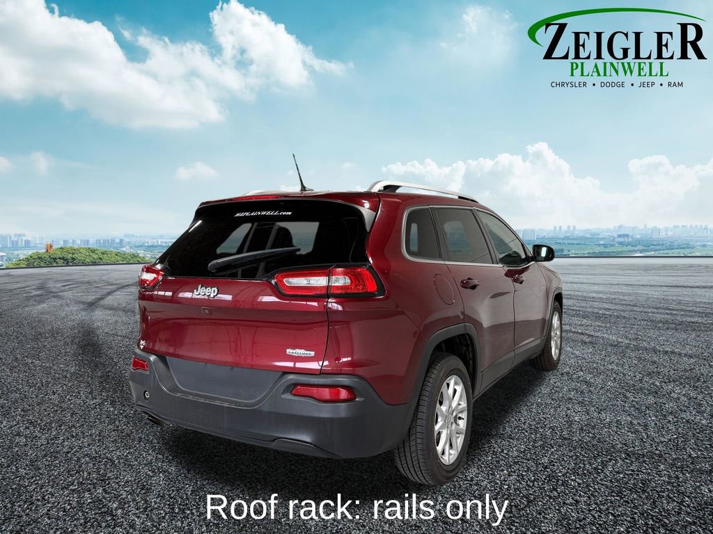 Used 2018 Jeep Cherokee Latitude FWD image 9