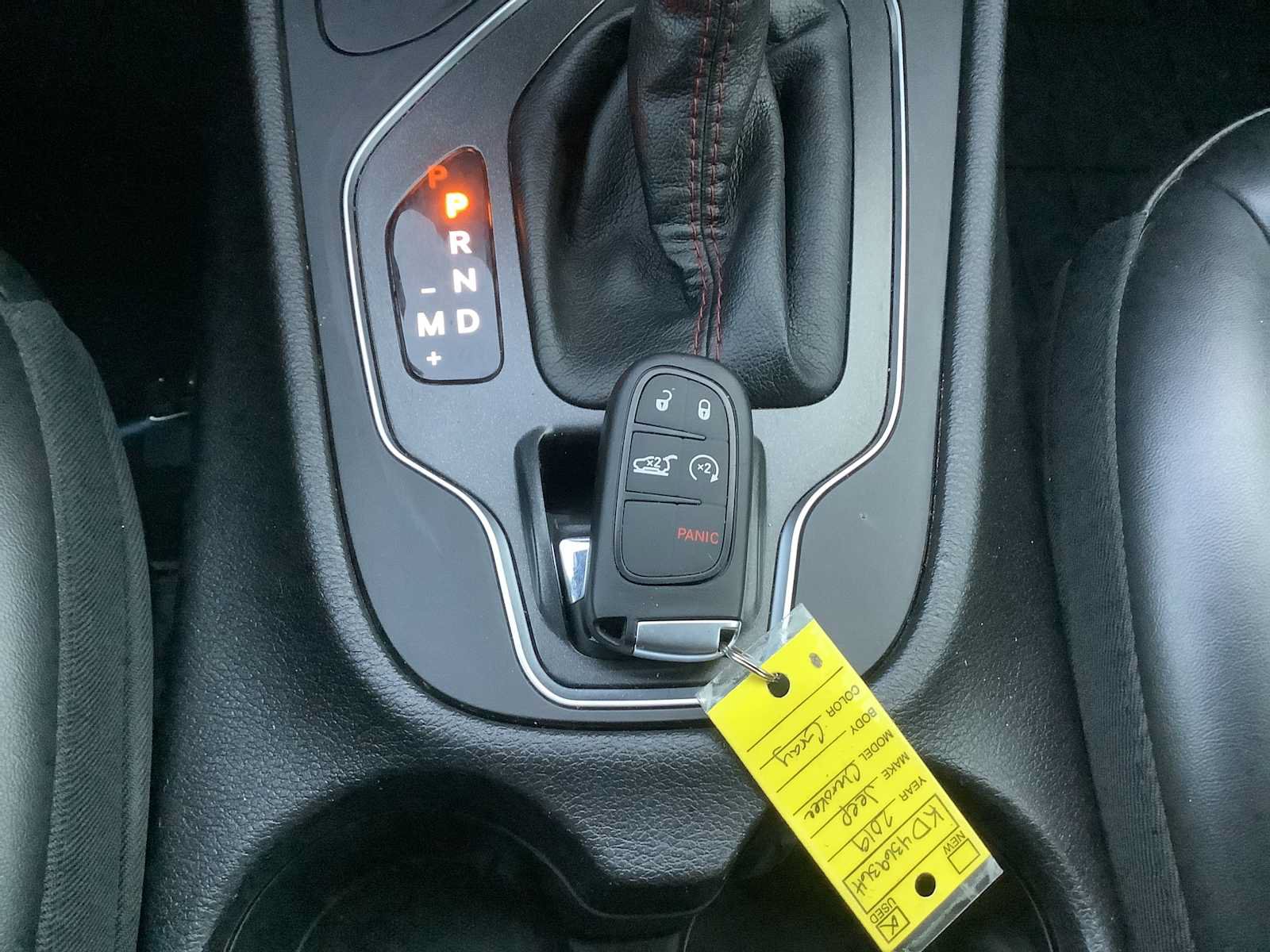Used 2019 Jeep Cherokee Trailhawk w/ Comfort/Convenience Group AWD/4WD image 19