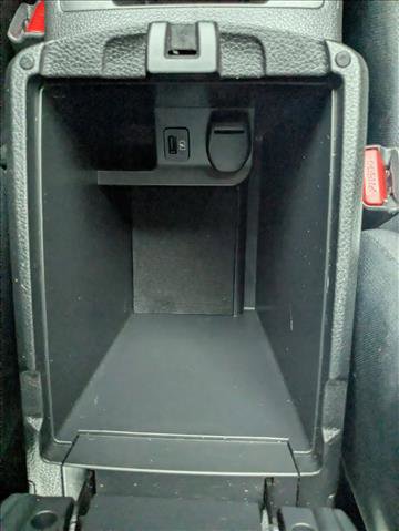 Used 2020 Nissan Rogue Sport S image 18