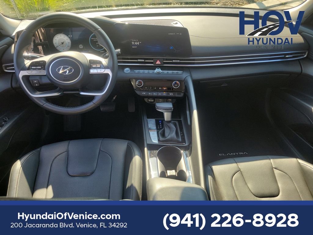 Certified 2023 Hyundai Elantra Limited image 24