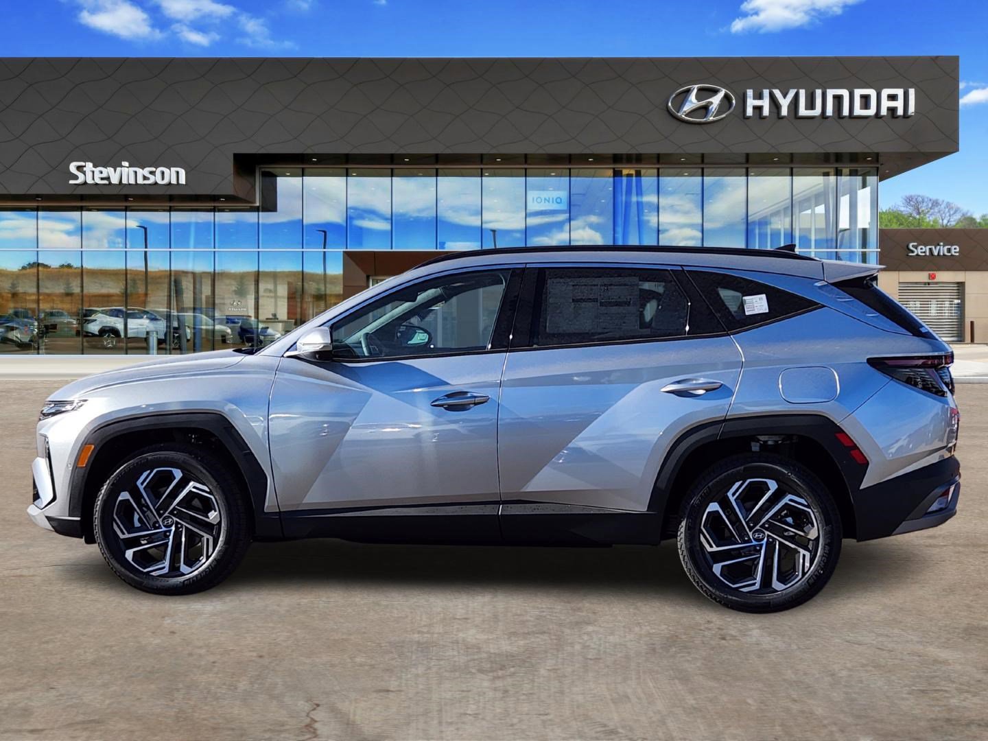 New 2026 Hyundai Tucson Limited image 2