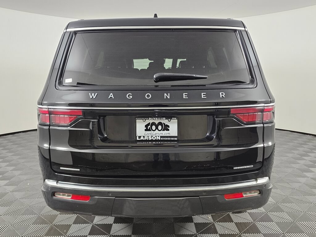 Used 2022 Jeep Wagoneer Series I AWD/4WD image 4