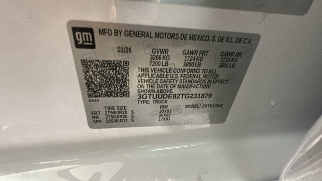 Used 2026 GMC Sierra 1500 SLT w/ SLT Premium Plus Package AWD/4WD image 13