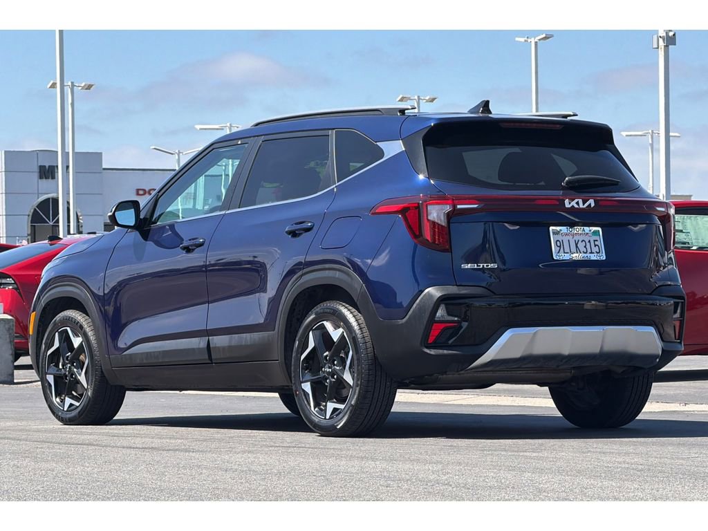 Used 2024 Kia Seltos EX image 6