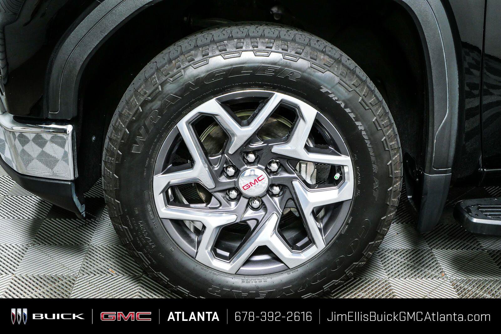 Certified 2024 GMC Sierra 1500 SLT w/ SLT Premium Plus Package AWD/4WD image 36