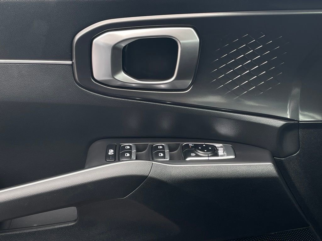 New 2025 Kia Sorento S image 21