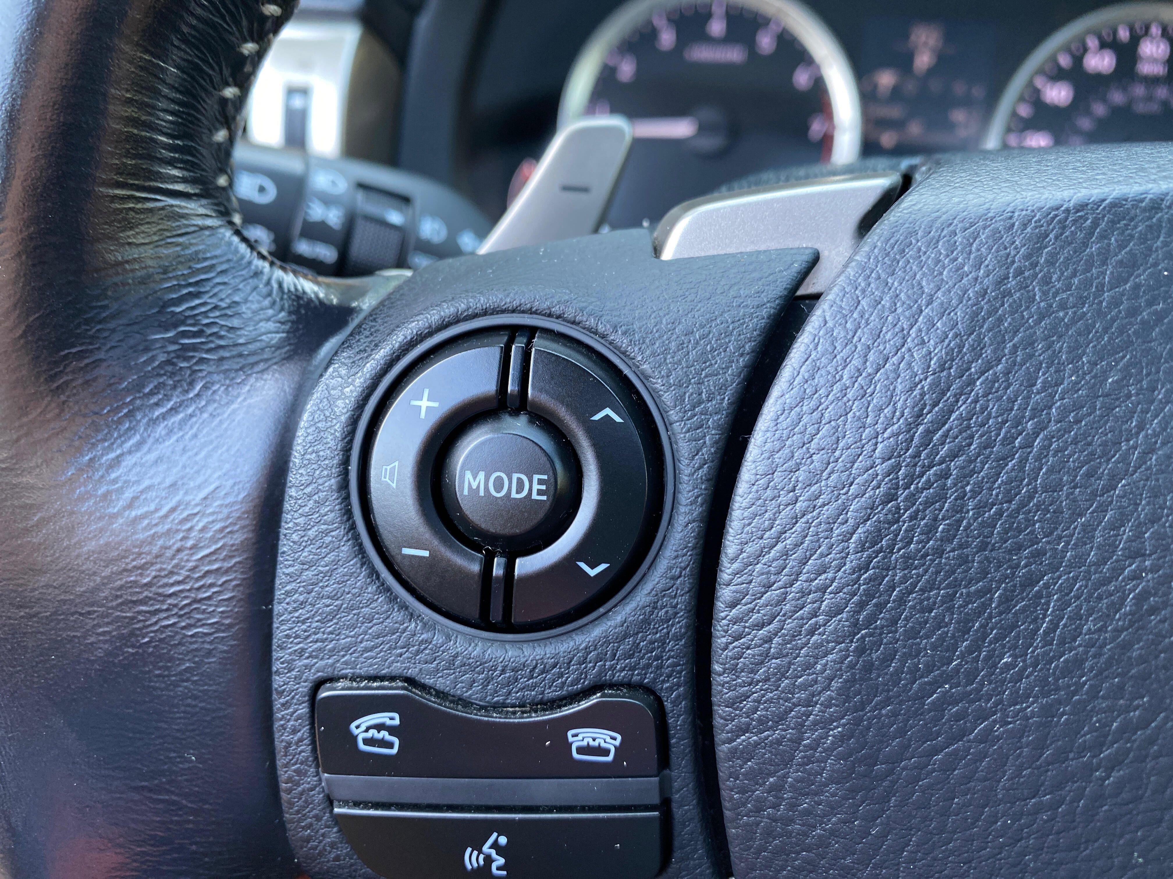 Used 2016 Lexus IS 300 AWD image 23