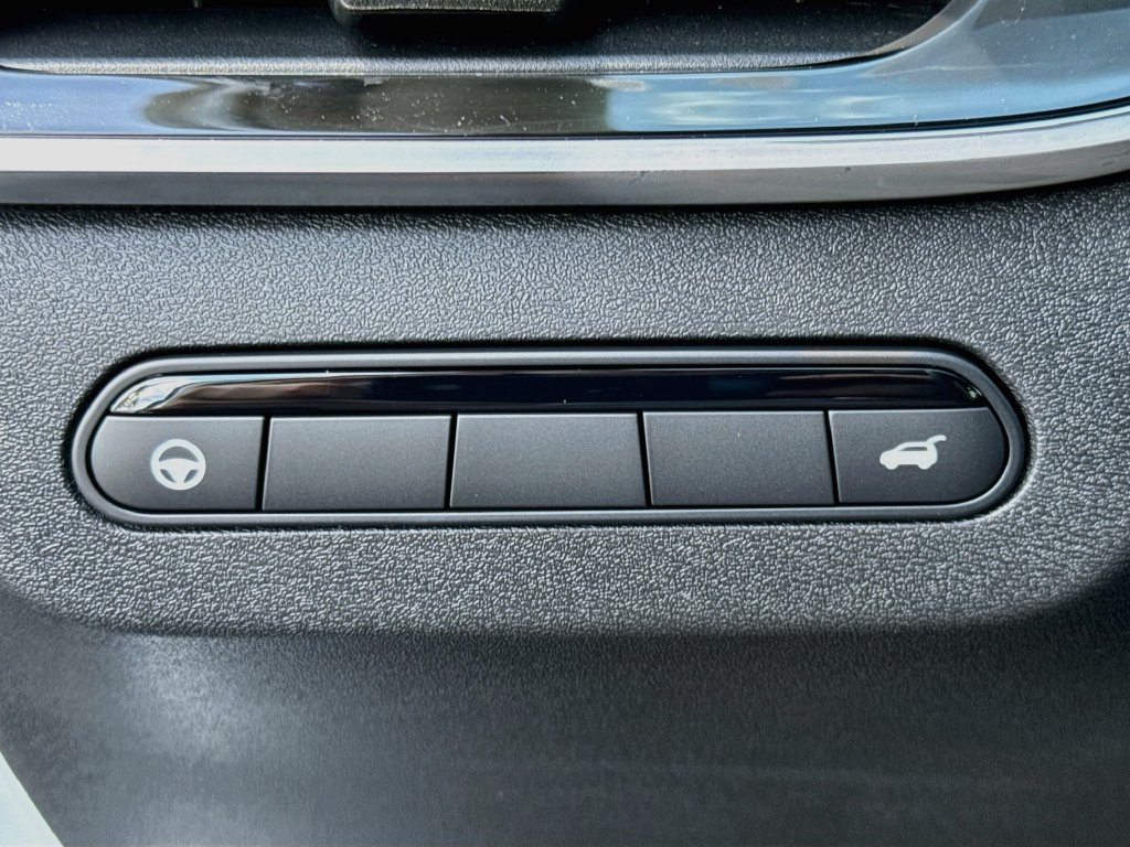New 2027 INFINITI QX60 Luxe w/ Cargo Package FWD image 10