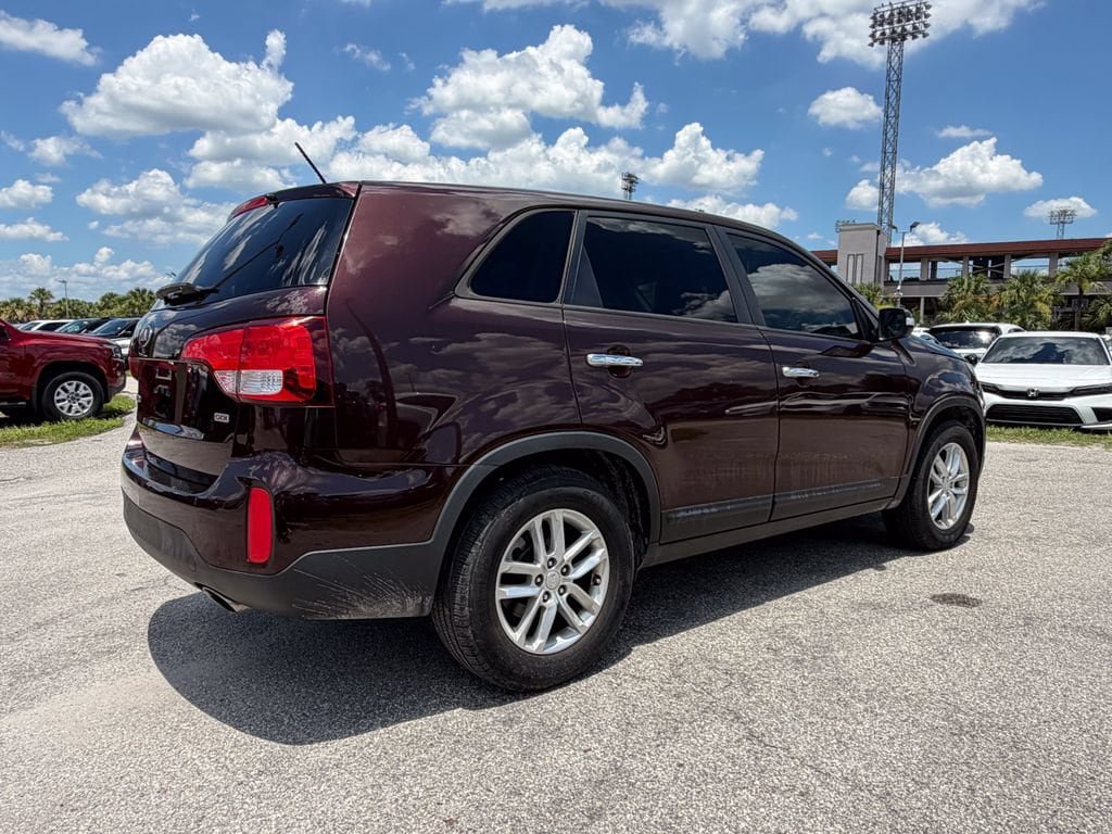 Used 2015 Kia Sorento LX FWD image 5
