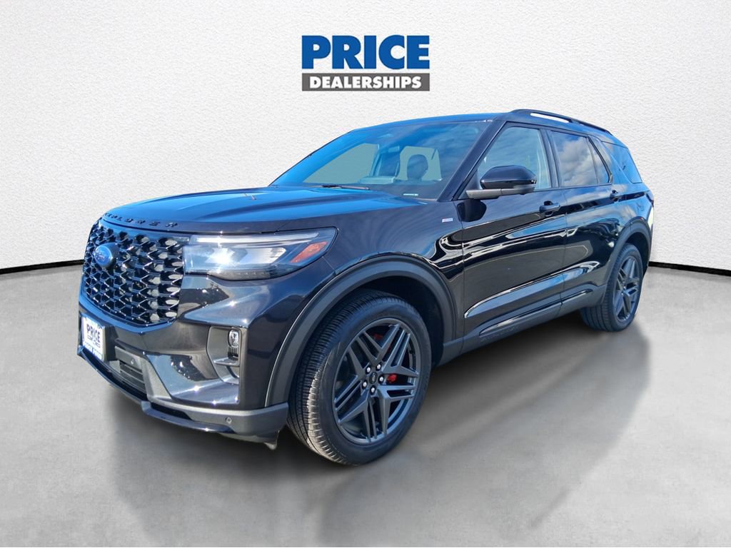Certified 2025 Ford Explorer ST-Line w/ ST-Line Street Pack image 2
