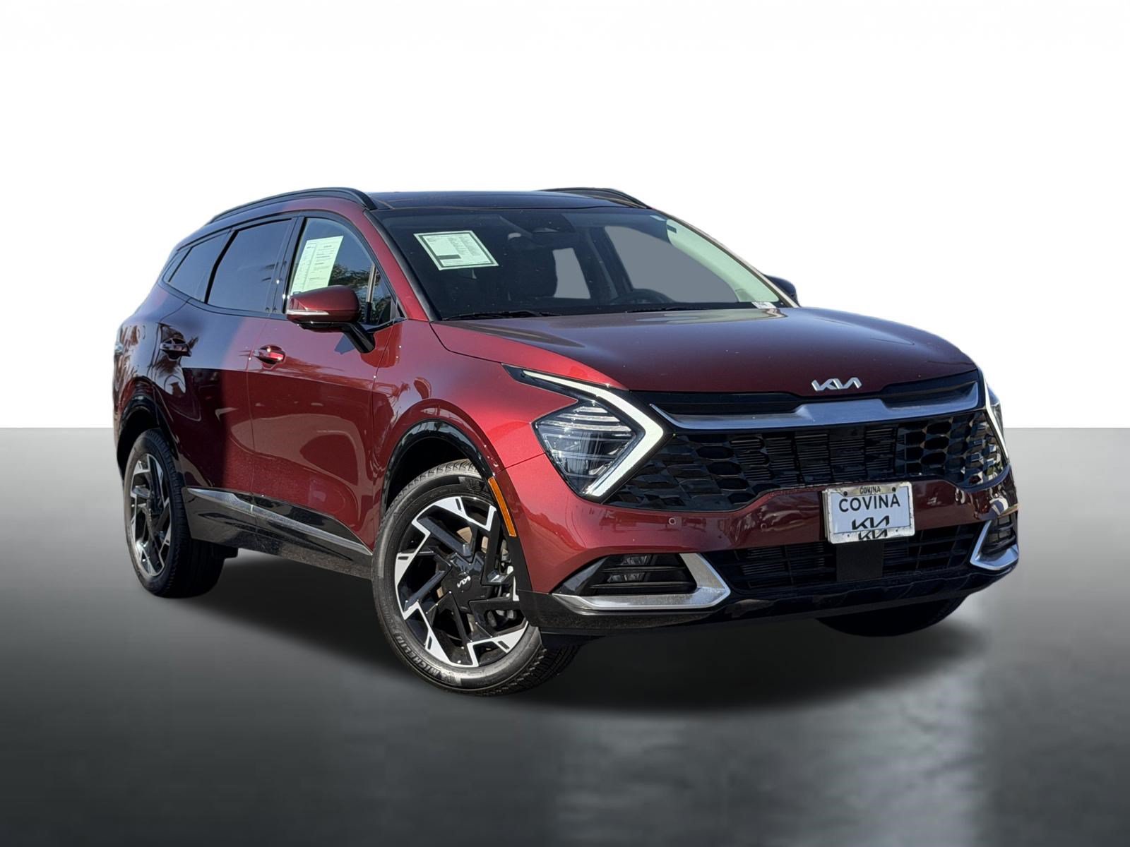 Certified 2025 Kia Sportage SX AWD/4WD image 2