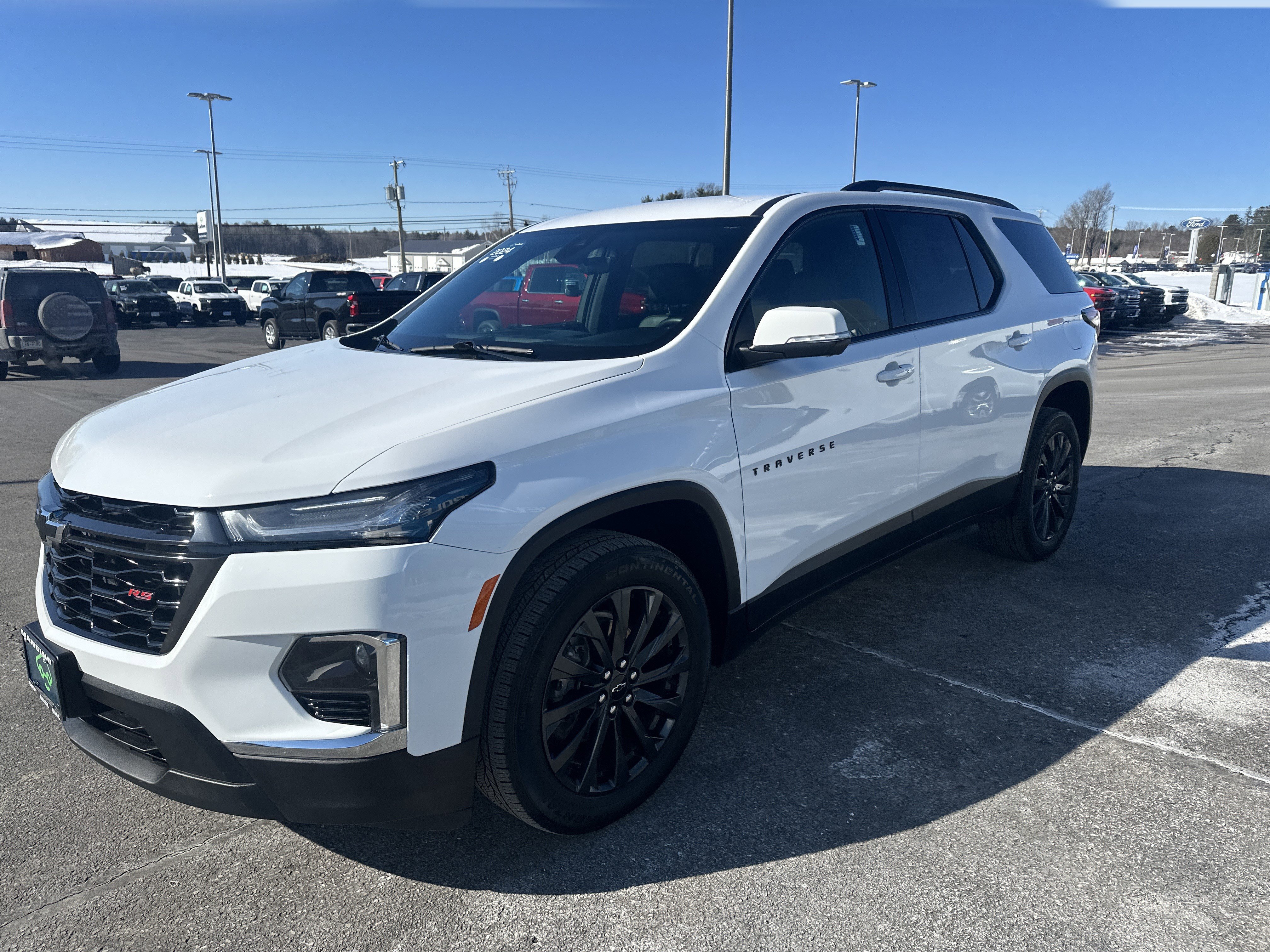 Certified 2024 Chevrolet Traverse RS image 3