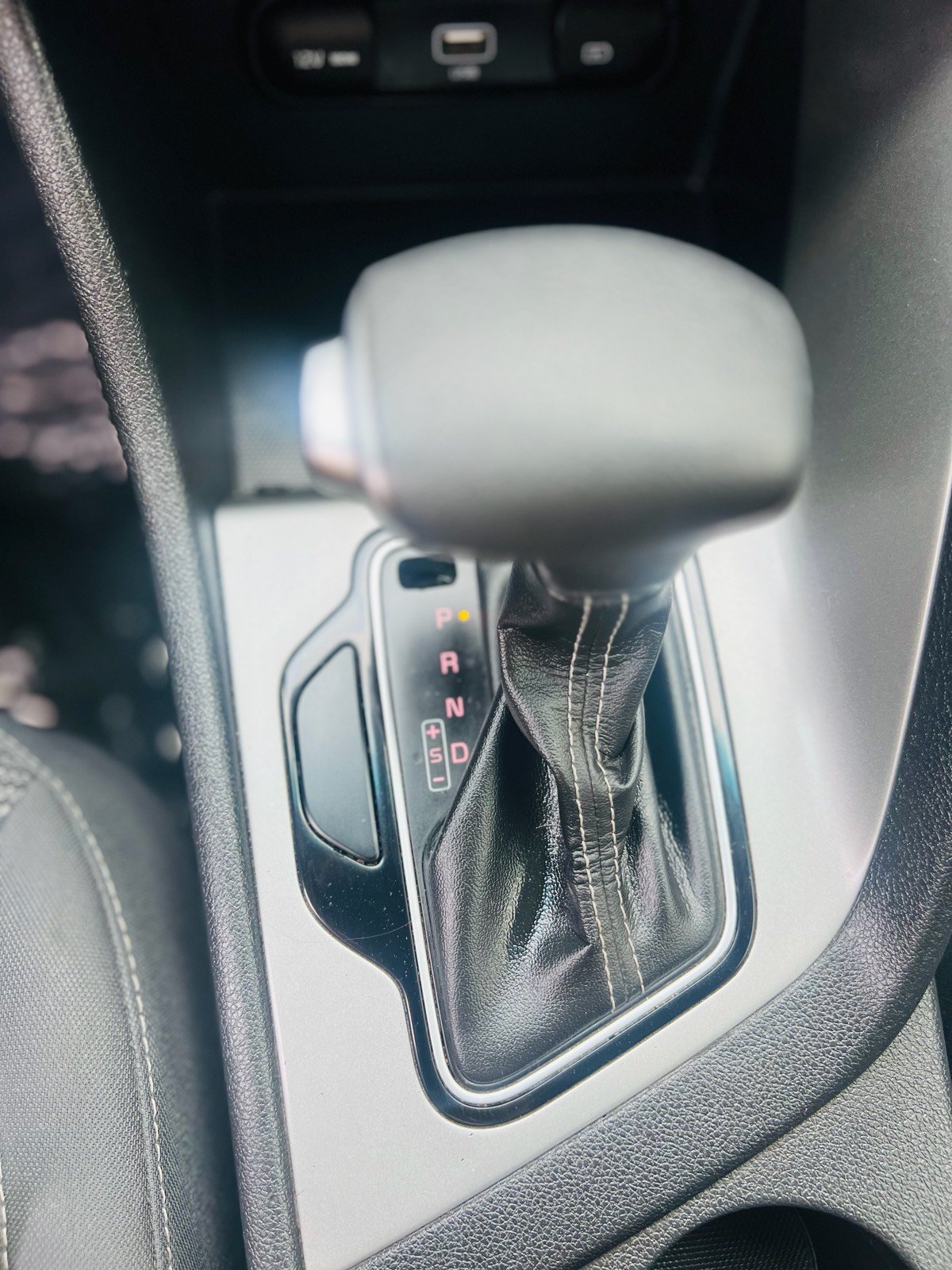 Used 2022 Kia Niro LX FWD image 19