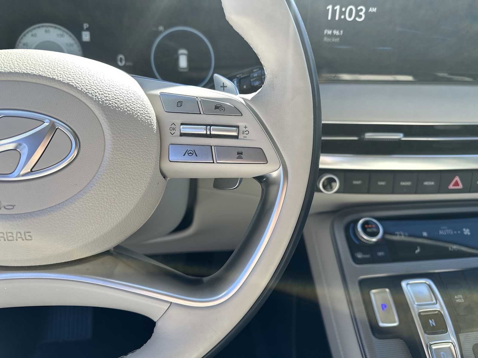 Used 2023 Hyundai Palisade Calligraphy image 21