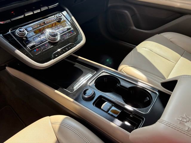 Used 2020 Lincoln Corsair FWD image 24