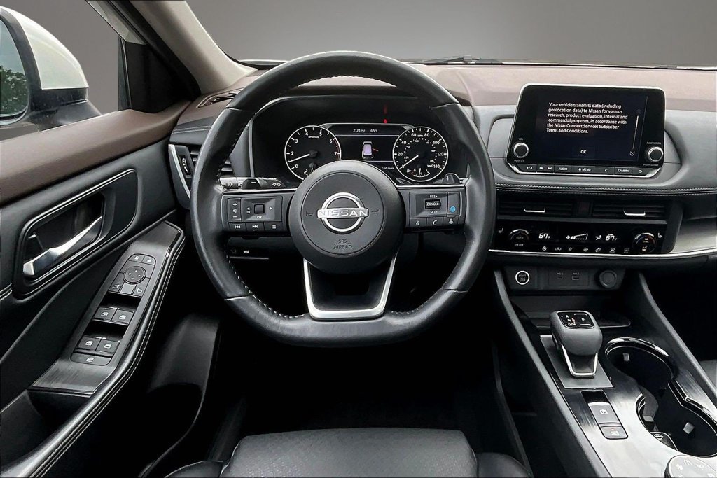 Certified 2023 Nissan Rogue SV w/ SV Premium B Package AWD/4WD image 8
