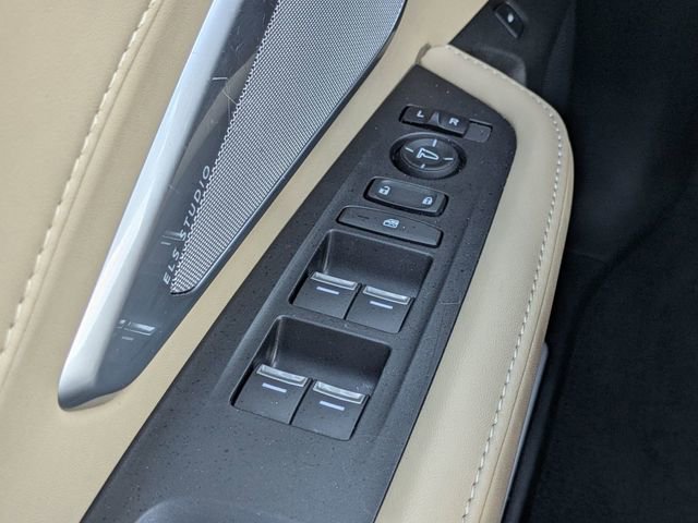 Used 2023 Acura RDX w/ Technology Package image 28