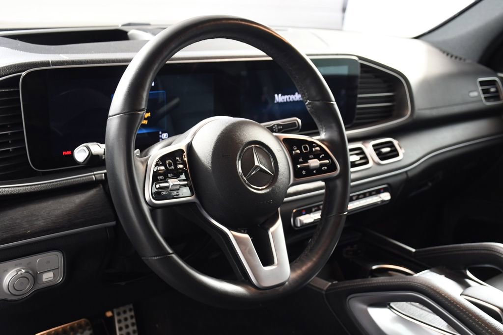 Used 2022 Mercedes-Benz GLS 450 4MATIC image 13