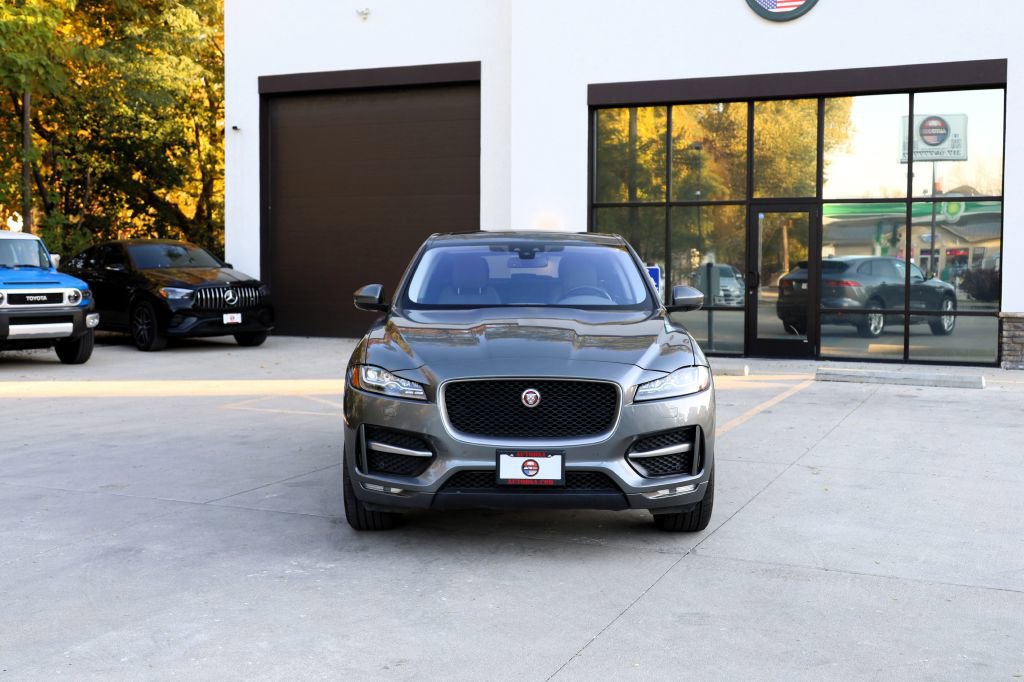 Used 2018 Jaguar F-PACE R-Sport AWD/4WD image 2