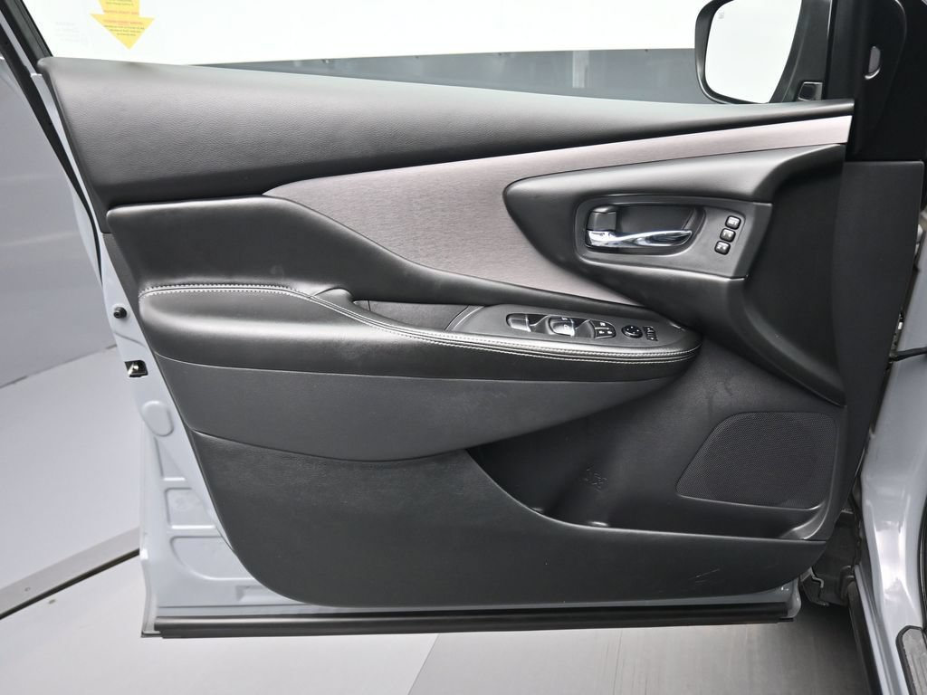 Used 2022 Nissan Murano SL w/ Cargo Package AWD/4WD image 9
