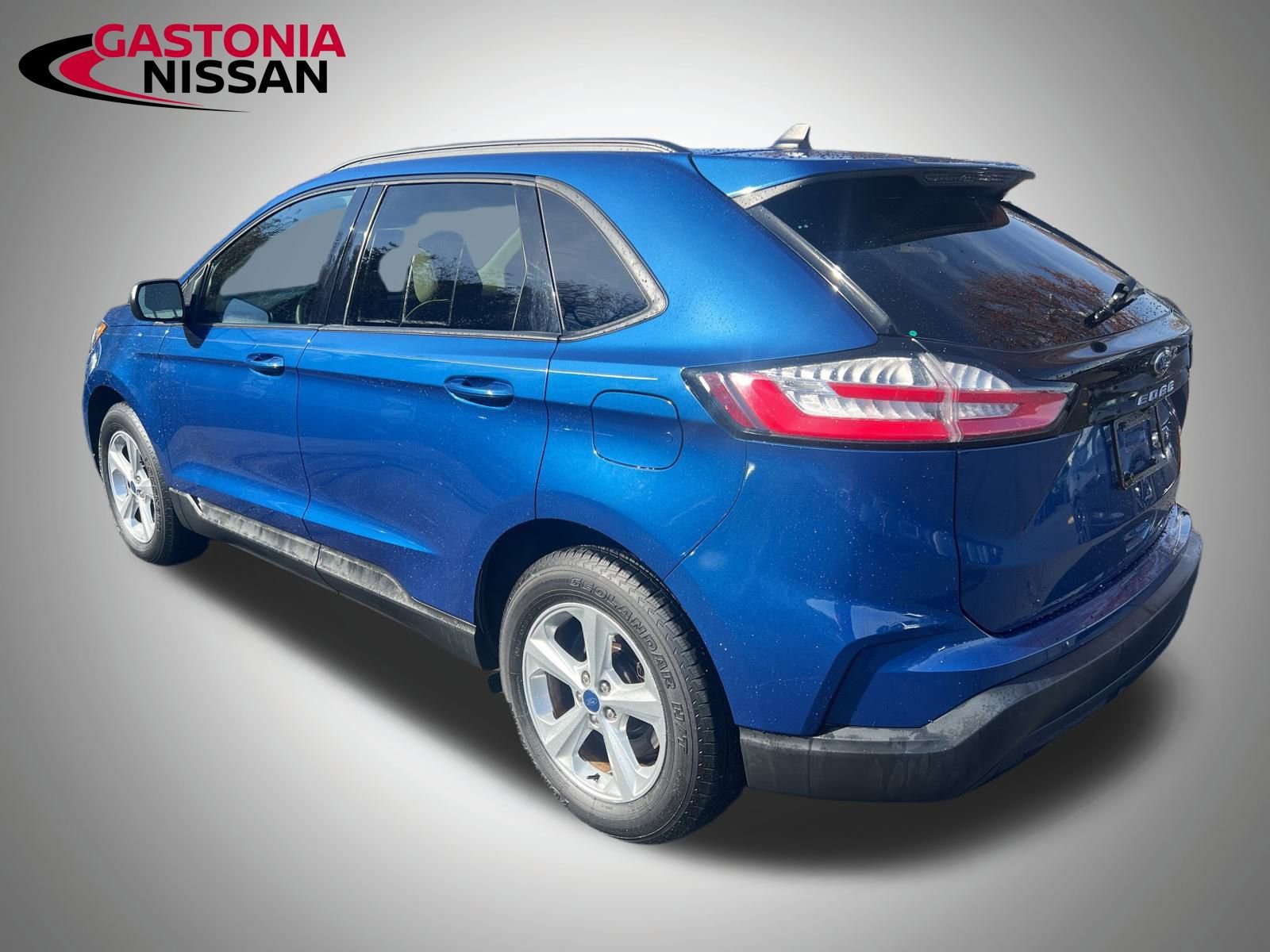 Used 2022 Ford Edge SE image 9