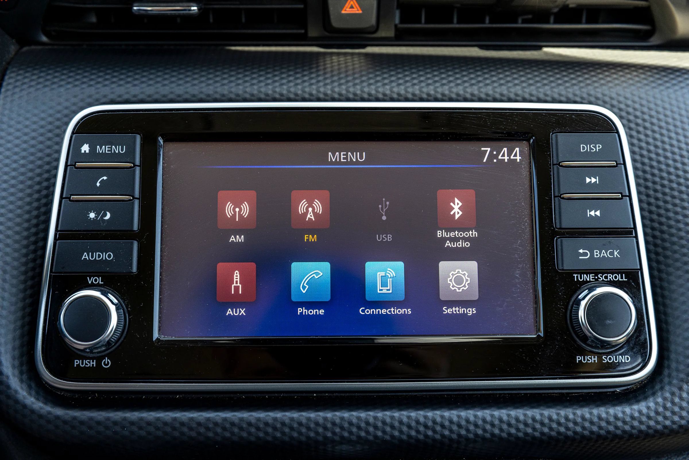 Used 2023 Nissan Kicks S FWD image 19