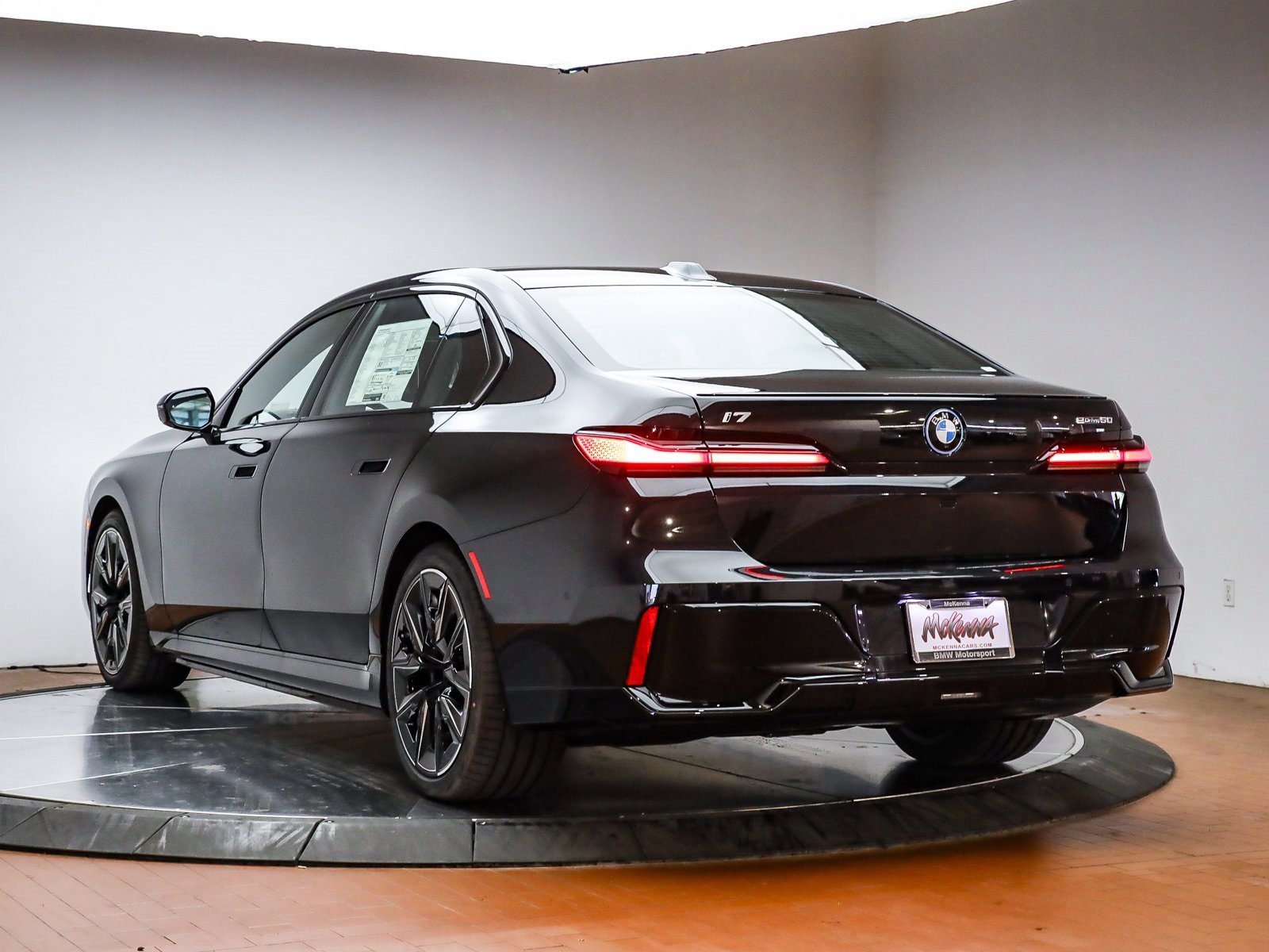 New 2026 BMW i7 eDrive50 w/ M Sport Package image 9