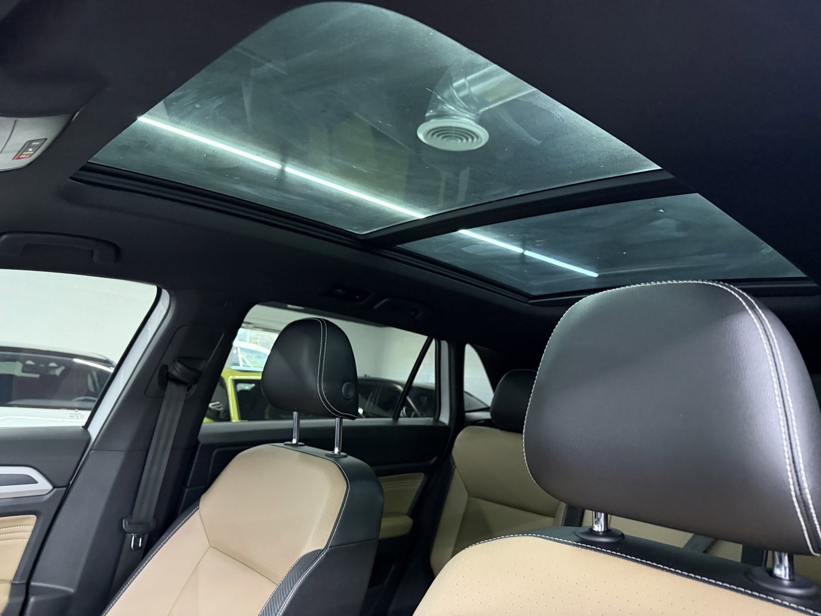 Used 2021 Volkswagen Atlas Cross Sport SEL image 24