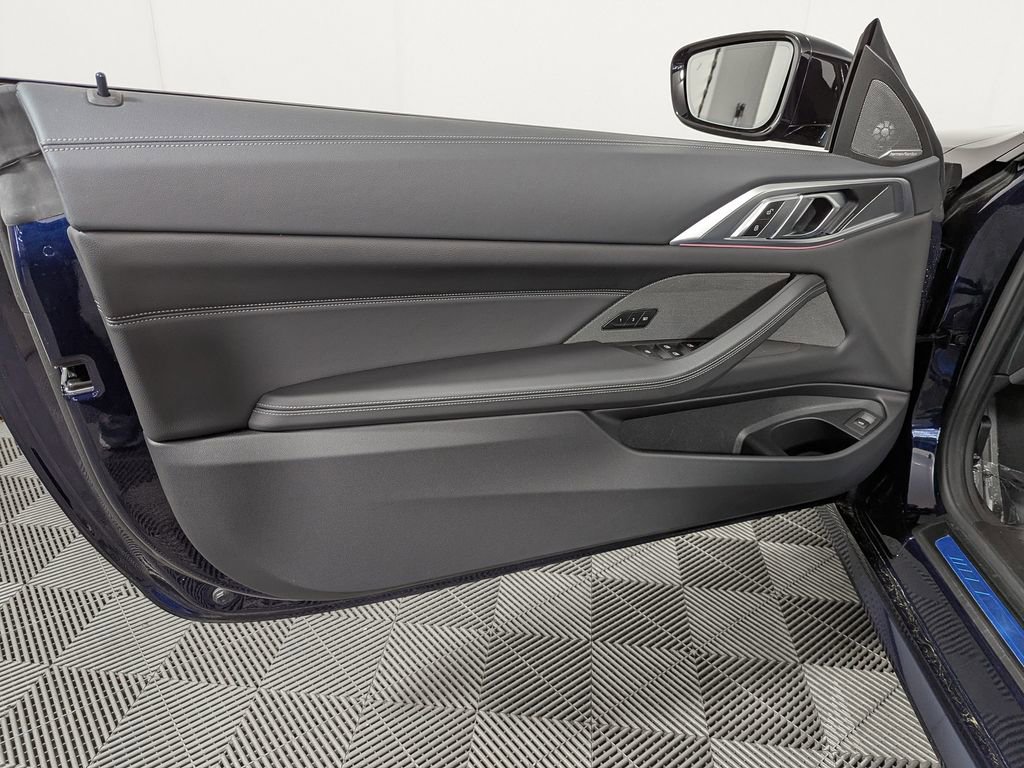 Used 2025 BMW 430i xDrive Convertible w/ M Sport Package AWD/4WD image 19