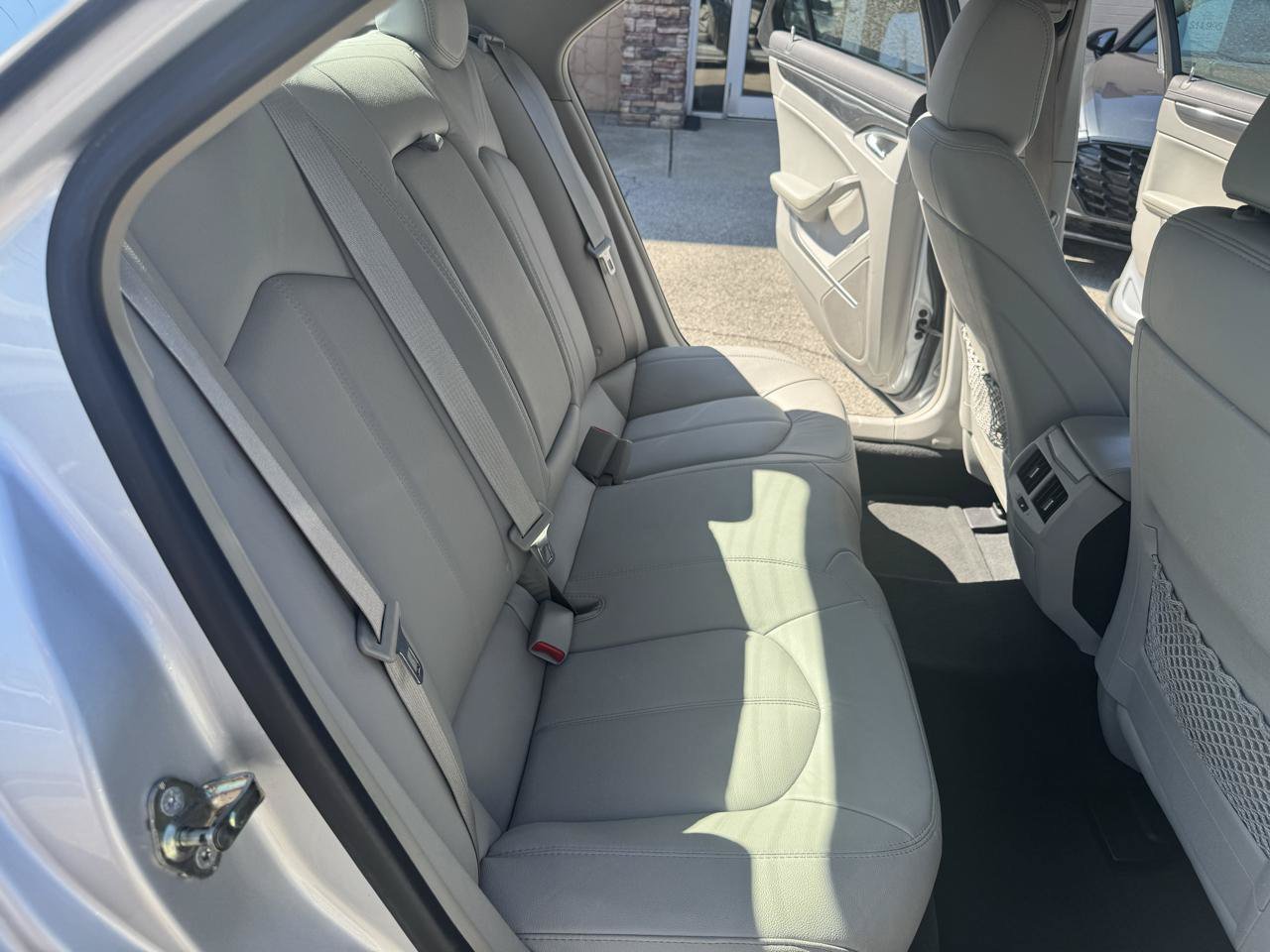 Used 2010 Cadillac CTS Sedan RWD image 21