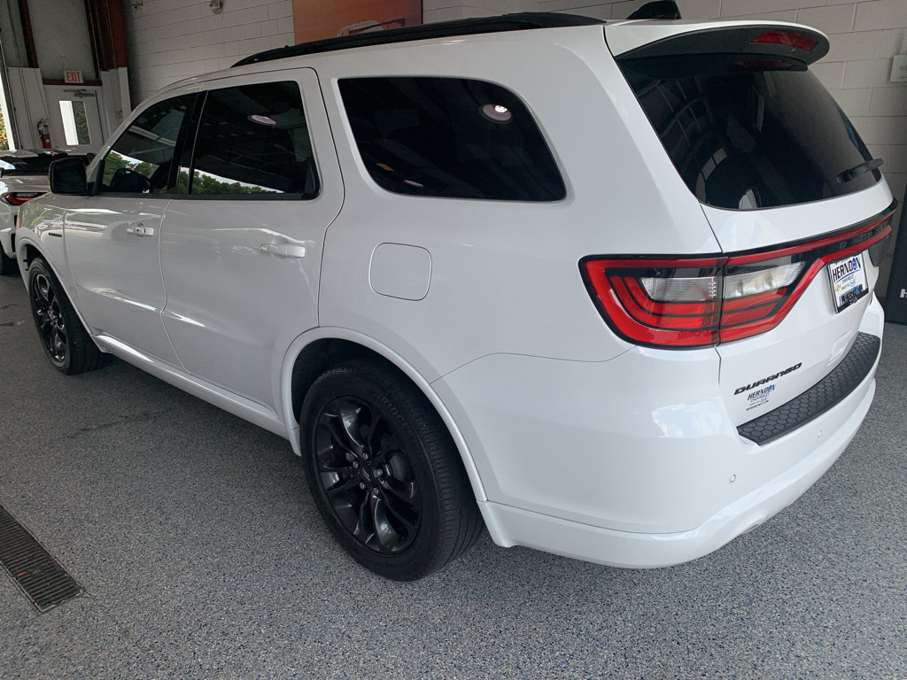 Used 2023 Dodge Durango R/T w/ Blacktop Package RWD image 6