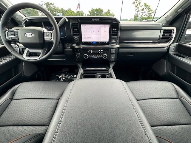 New 2026 Ford F250 Lariat w/ Black Appearance Package AWD/4WD image 24