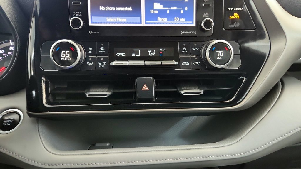 Certified 2020 Toyota Highlander L AWD/4WD image 42