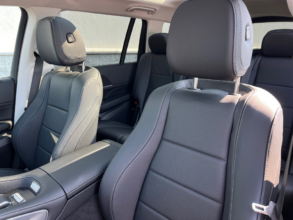 New 2026 Mercedes-Benz GLS 450 4MATIC image 15